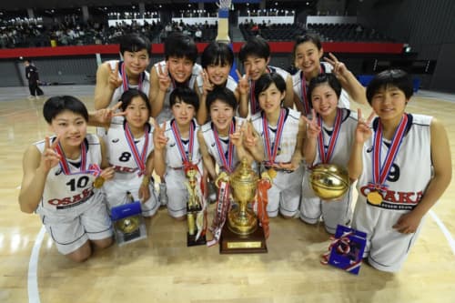 女子優勝：大阪府